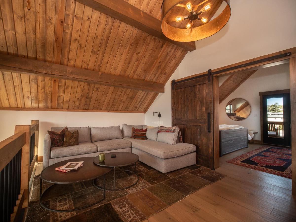 Chic Retreat Indoor Outdoor Fireplace, Private Jacuzzi, Great Location! Естес-Парк Екстер'єр фото