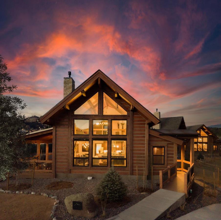 Chic Retreat Indoor Outdoor Fireplace, Private Jacuzzi, Great Location! Естес-Парк Екстер'єр фото