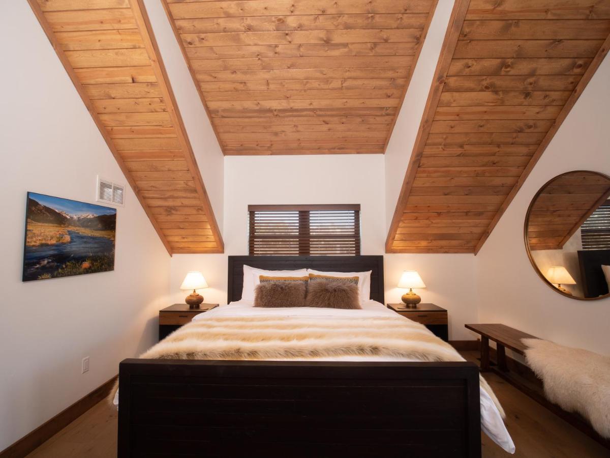 Chic Retreat Indoor Outdoor Fireplace, Private Jacuzzi, Great Location! Естес-Парк Екстер'єр фото